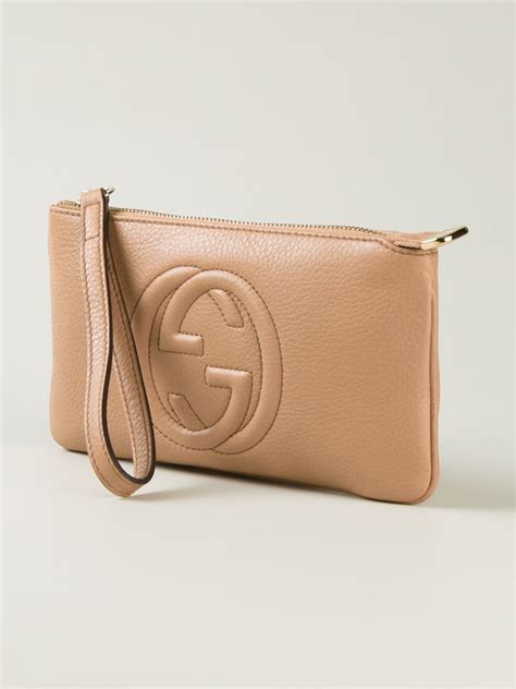 gucci soho clutch beige|Gucci hysteria clutch.